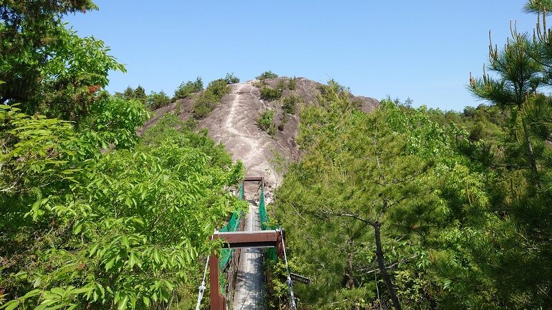 少し前の山登りレビューです。