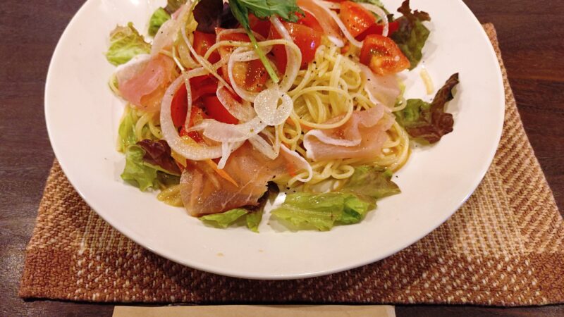 最近暑い！そんな日のお昼に冷製パスタを。