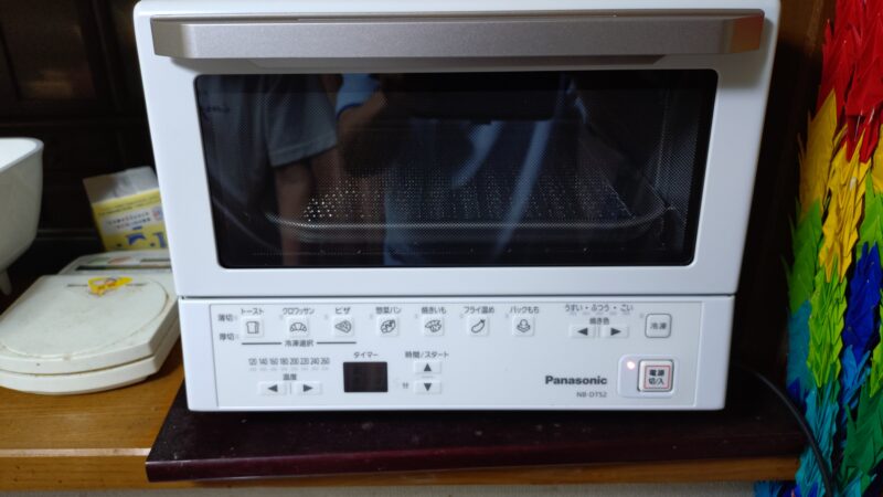 長い事頑張って頂きました。オーブントースターの入替です。