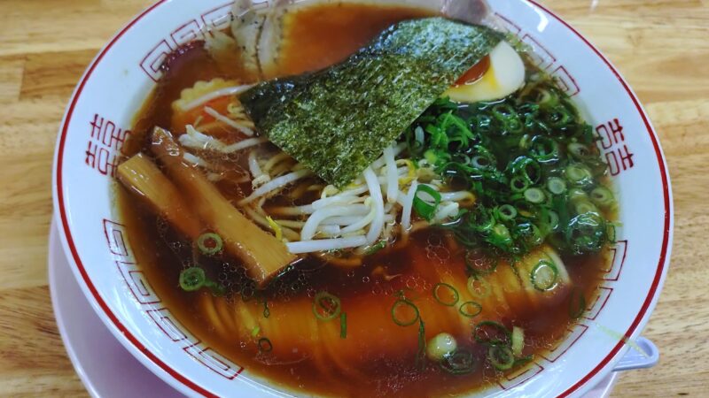 でんき屋さんの基本！コンセント交換とラーメン食べに行った話。