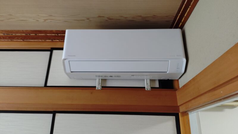 暑すぎて室外機もオーバーヒート？？対策とエアコン入替え話です