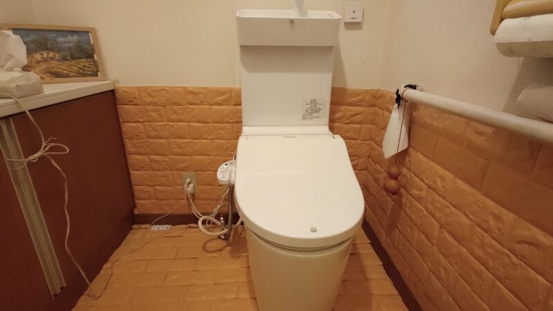 ちょっと作業が楽でした!トイレ入替えの話